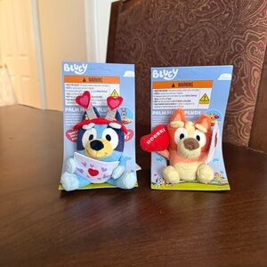 NEW 2026 Bluey & Bingo Valentine's Palm Music Plush Hearts Hooray - Set of 2